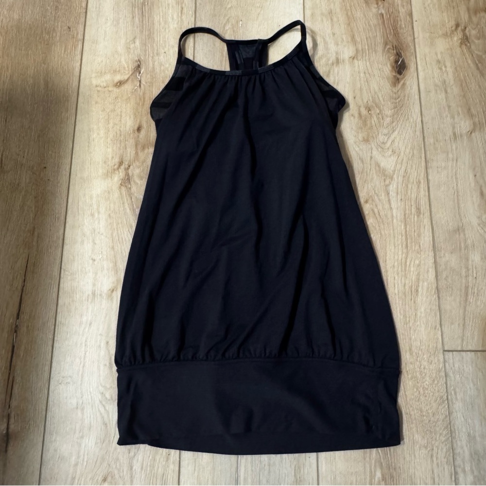 Lululemon black & gray tank top with attached sports bra, razor back, size 4. - Picture 13 of 14